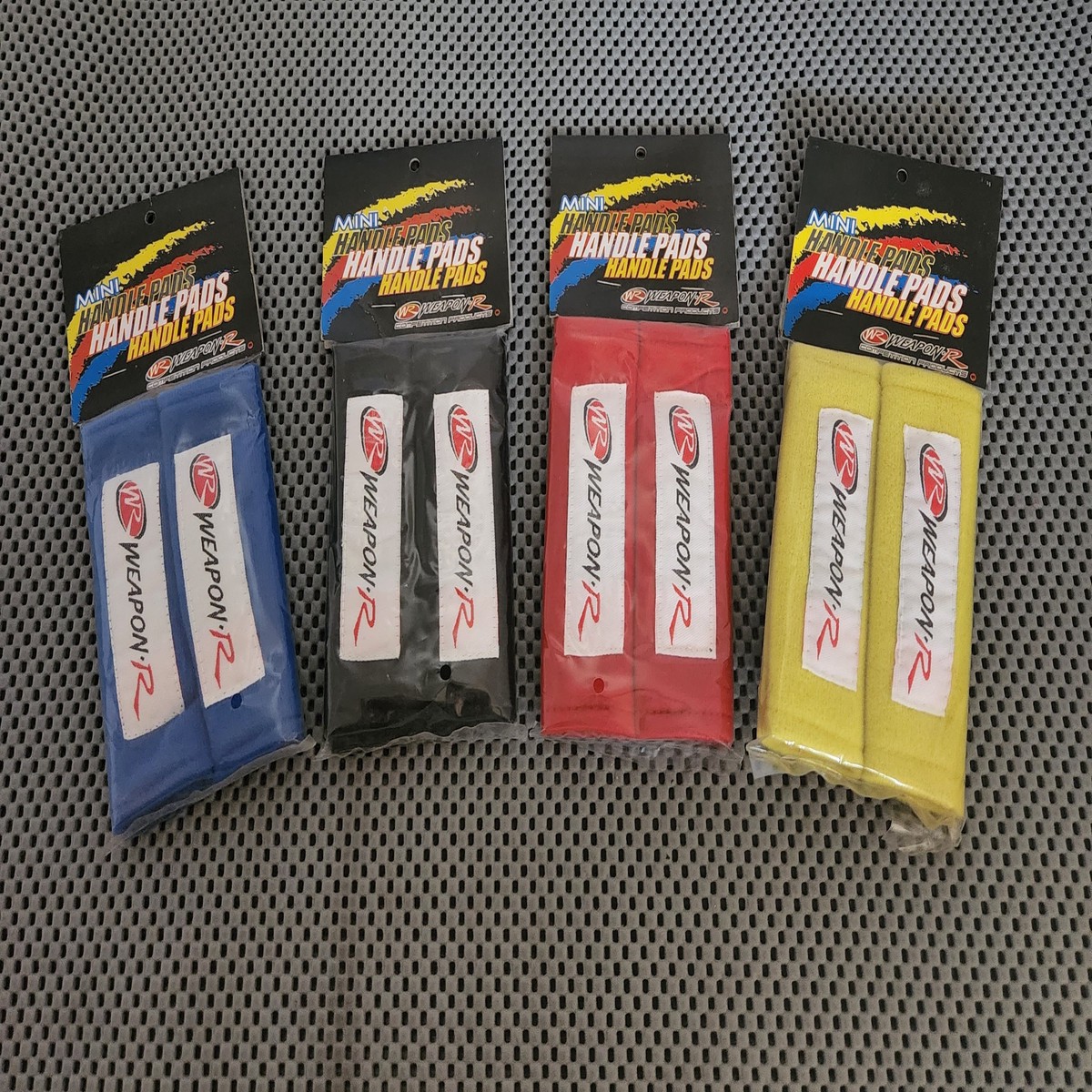 Weapon R Mini Handle Pads - Red | Universal (845-111-101)