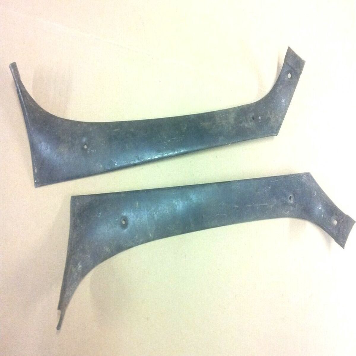 A-pillar panelling inside right/ left Wolga Gaz M 21